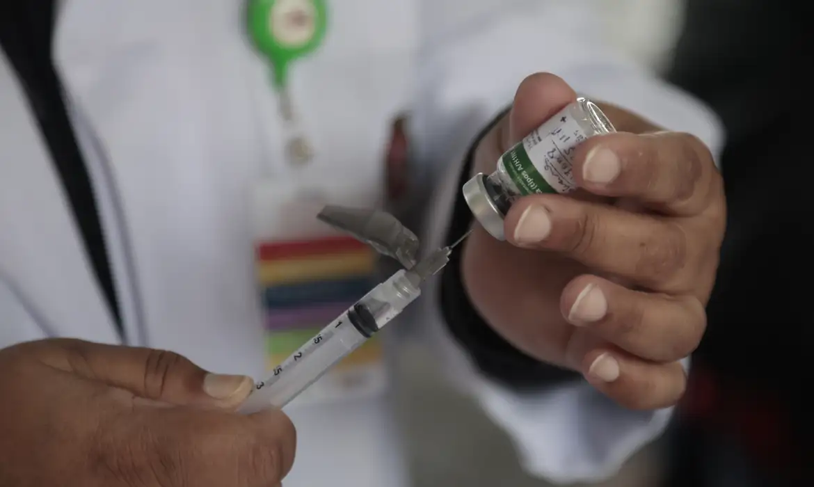 SP inicia na segunda vacinação contra influenza para toda população