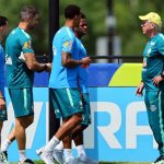 Ainda sem Raphinha, Brasil inicia preparação para as oitavas de final