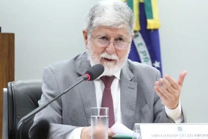 Celso Amorim: IA sob controle de poucas empresas piora desigualdades