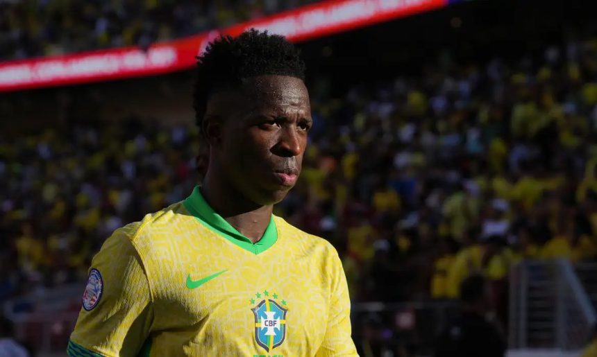 Com gol em todos os jogos até agora, Vini Jr busca feito raro em Copas
