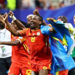 Congo vence de virada e segue na Copa, assim como Colômbia e Portugal
