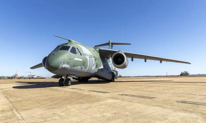 FAB envia avião com equipes de busca à Venezuela