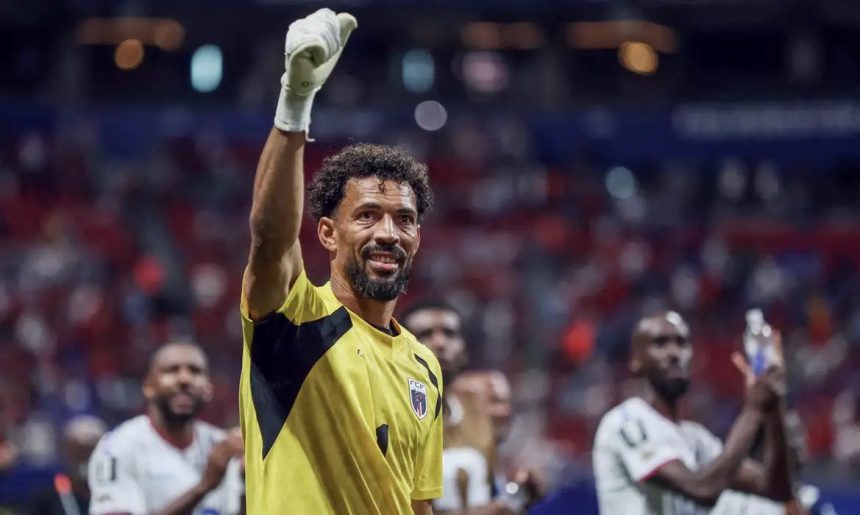 Goleiro Vozinha brilha contra a Espanha e vira destaque na Copa