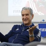 Internado, Parreira passa por cirurgia no Rio de Janeiro