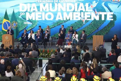 Lula assina medidas para fortalecer proteção ambiental no Brasil