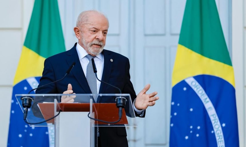 “Não se meta nas eleições no Brasil”, diz Lula a Trump