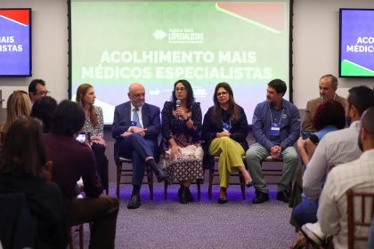 Projeto Mais Médicos Especialistas recebe 50 profissionais no Rio