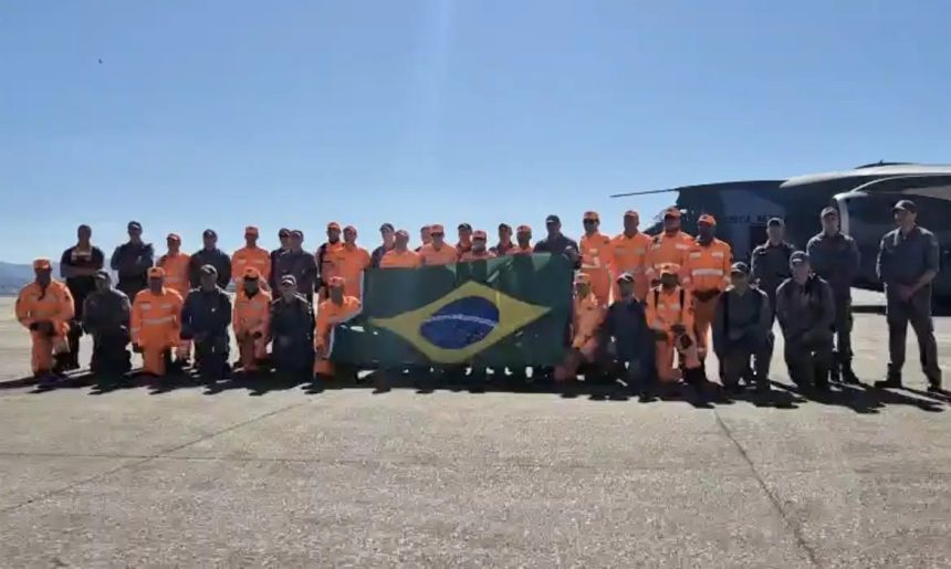 Quarto voo brasileiro para Venezuela decola com bombeiros e donativos
