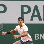 Roland Garros: Luis Guto Miguel bate compatriota e vai à final juvenil