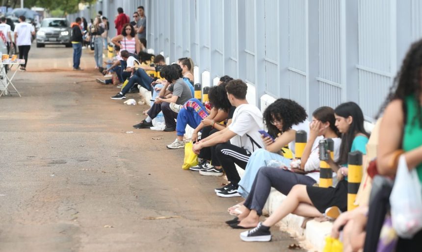 Enem: recurso de atendimento especializado deve ser feito até hoje