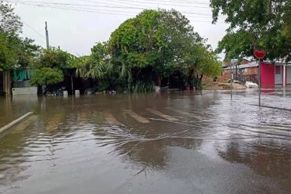 Inmet emite aviso vermelho de perigo para tempestades no Sul do país
