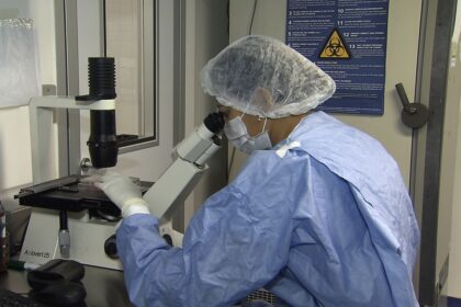 Saiba como cientistas “curaram” pacientes infectados com HIV