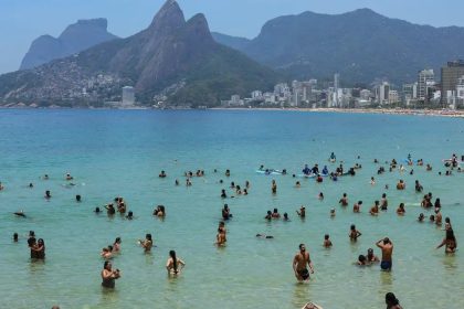 Marinha emite alerta de ressacas no litoral do Rio e de São Paulo