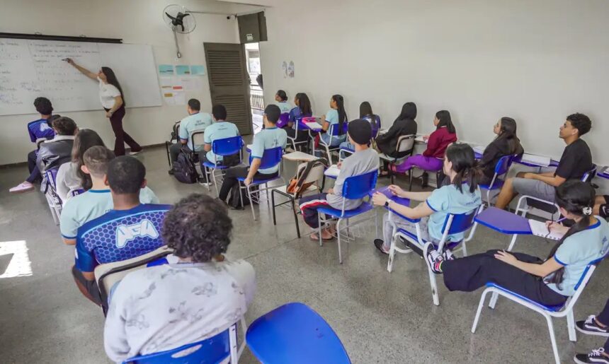 Aulas serão suspensas no DF nas sextas-feiras antes das eleições