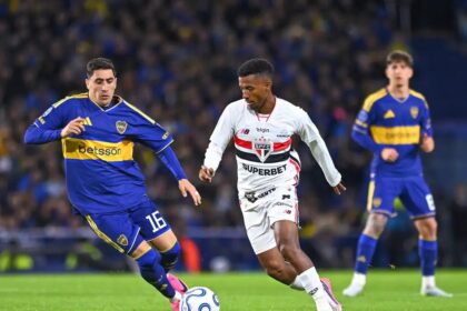 Ex-Palmeiras marca e São Paulo perde do Boca Juniors na Sul-Americana