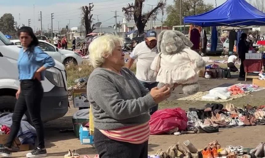 Pobreza na Argentina volta a subir e atinge 32% da população