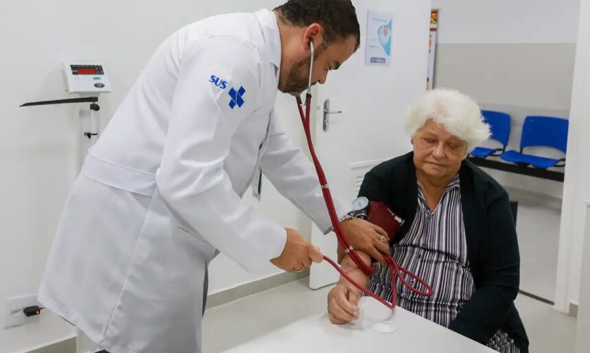 Prova que avalia formação médica ocorre neste domingo em todo país