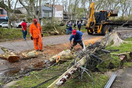 Tempestade no Rio Grande do Sul deixa pelo menos quatro vítimas