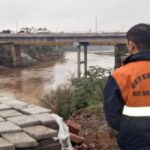 Temporais colocam mais de 700 cidades na região Sul em alerta vermelho
