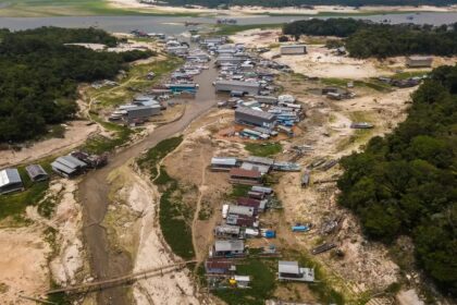 Estiagem já compromete rotina de comunidades ribeirinhas no Amazonas