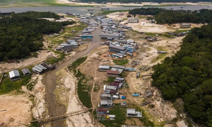 Estiagem já compromete rotina de comunidades ribeirinhas no Amazonas