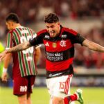 Flamengo mantém a liderança do Brasileirão após rodada de clássicos