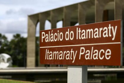 Itamaraty acusa Milei de tentar interferir na eleição brasileira