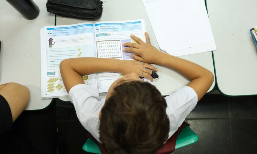 MEC divulga avaliação de livros didáticos