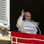Papa está internado para retirada de nódulo no pulmão